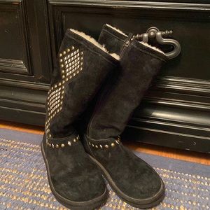 Uggs,  Black studded